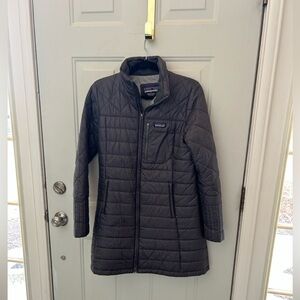Patagonia Women's Medium Dark Gray Radalie Quilted Parka Full Zip